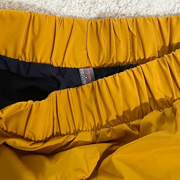 NWOT FP Movement Run For It Shorts Size S - Picture 5 of 5